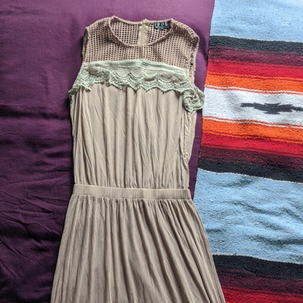 Mauve Light Pink Maxi Dress with Lace Accents - M - Picture 3 of 11